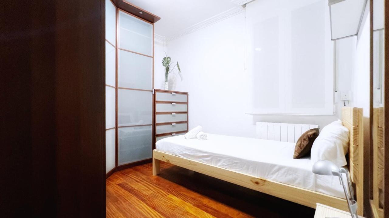 Apartamento Uribarri A Vivienda Turistica Urbana Con Wifi Bilbao Exterior foto